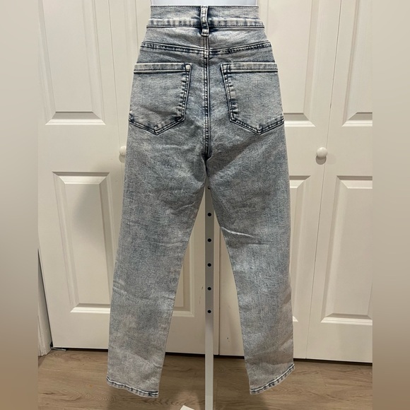 DG2 by Diane Gilman New Petite Classic Stretch Denim 3D Embellished Jeans - Picture 7 of 11